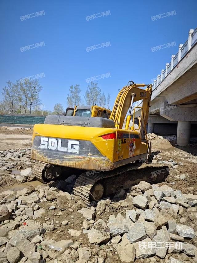 整機右后45°（整機外觀）