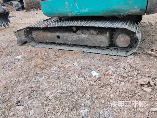 左側(cè)履帶整體?（行走機(jī)構(gòu)）