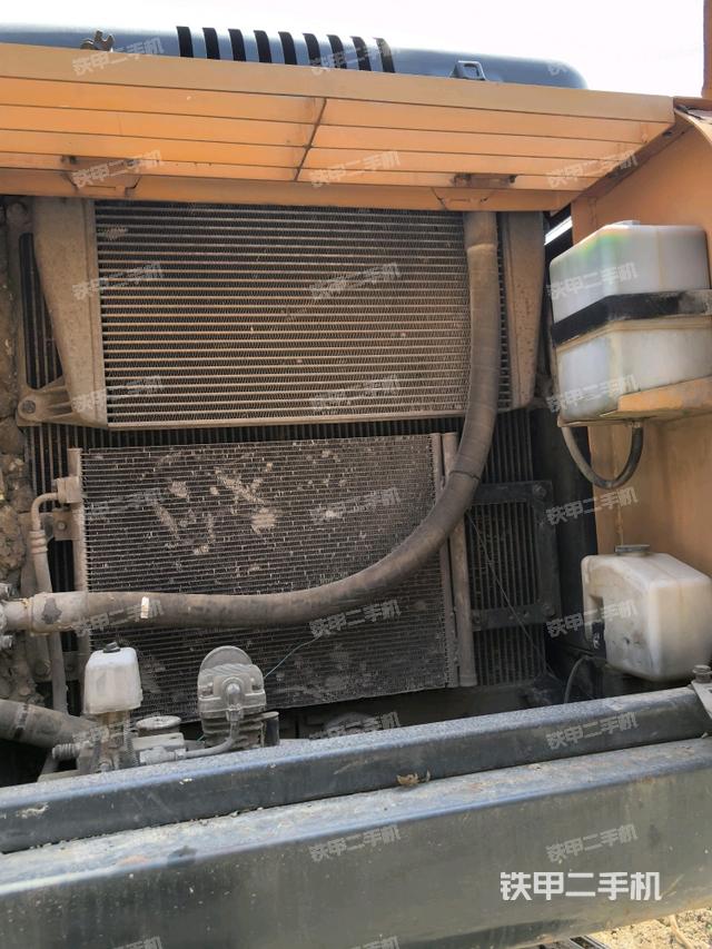 散熱器正面（大件艙室）