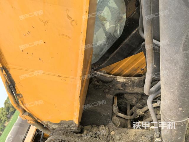 大臂根部?斜視（工作和回轉(zhuǎn)裝置）