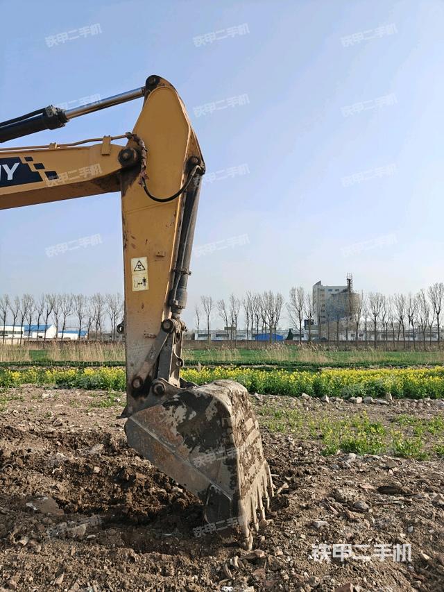 小臂整體右前（工作和回轉裝置）