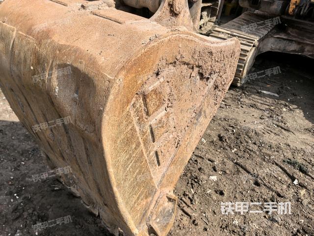 鏟斗45度(工作和回轉(zhuǎn)裝置) 鏟斗45度(工作和回轉(zhuǎn)裝置)
