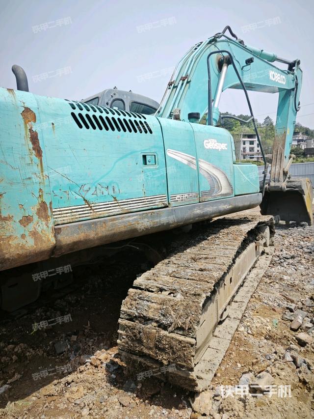 整機右后45°(整機外觀) 整機右后45°(整機外觀)