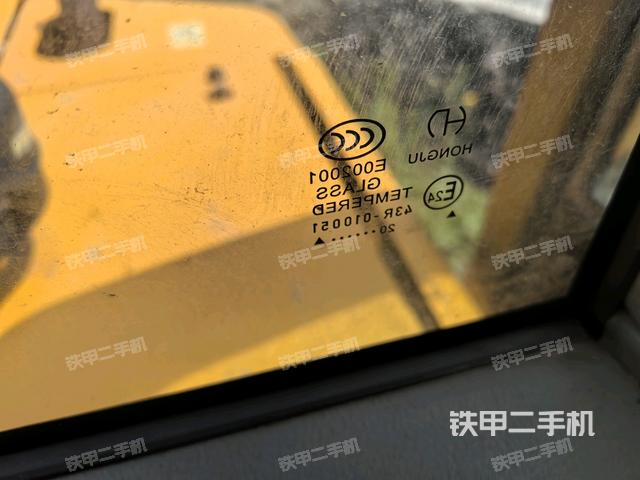 后窗玻璃角標(biāo)（駕駛室部分）