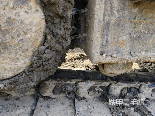 左驅(qū)動(dòng)輪(行走機(jī)構(gòu)) 左驅(qū)動(dòng)輪(行走機(jī)構(gòu))