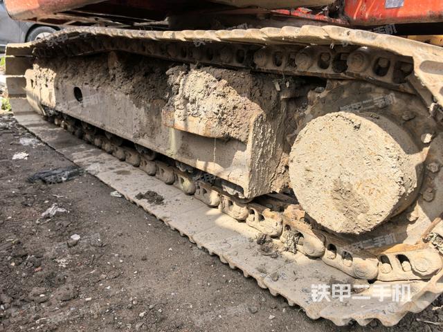 右側(cè)履帶整體（行走機構(gòu)）