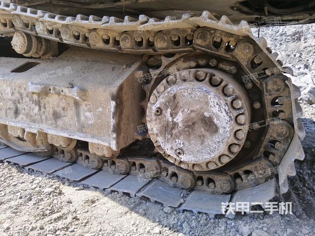 左驅(qū)動(dòng)輪（行走機(jī)構(gòu)）