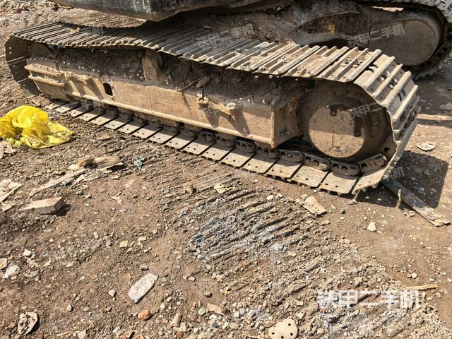 左側(cè)履帶整體?（行走機構）