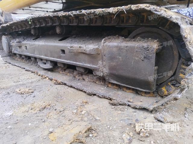 左側(cè)履帶整體?（行走機構(gòu)）