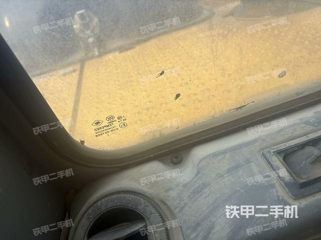 駕駛室正側（駕駛室部分）