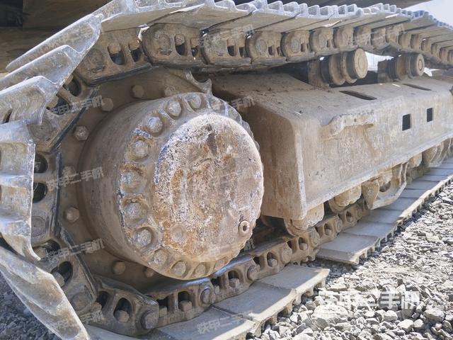 右驅(qū)動(dòng)輪（行走機(jī)構(gòu)）