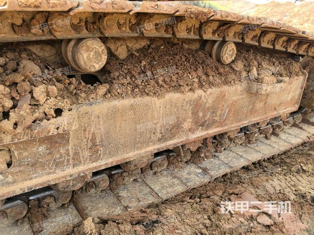 左側(cè)行走馬達(dá)蓋板（行走機(jī)構(gòu)）