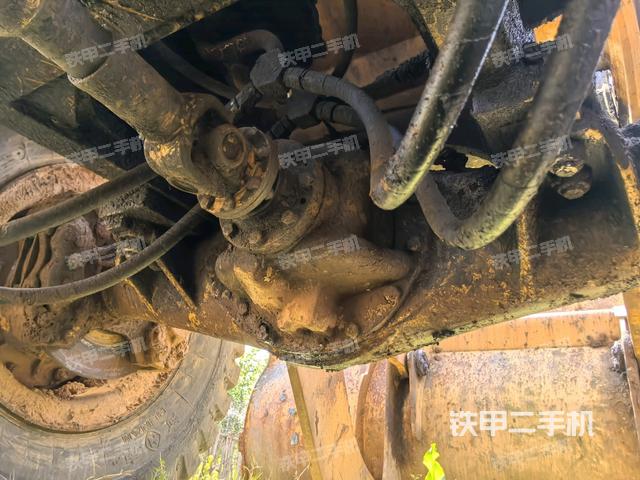 后驅(qū)動橋（液壓/傳動系統(tǒng)）