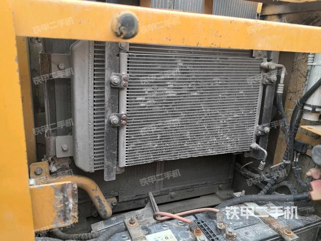 散熱器正面（大件艙室）