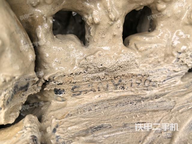 右側(cè)行走馬達(dá)蓋板（行走機(jī)構(gòu)）