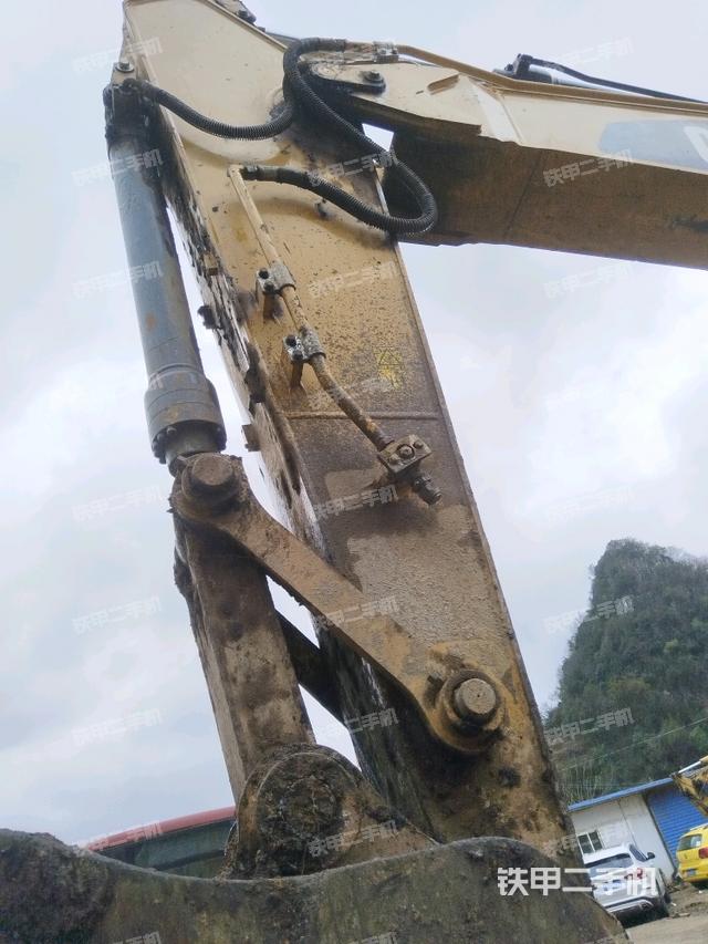 小臂整體左后（工作和回轉(zhuǎn)裝置）