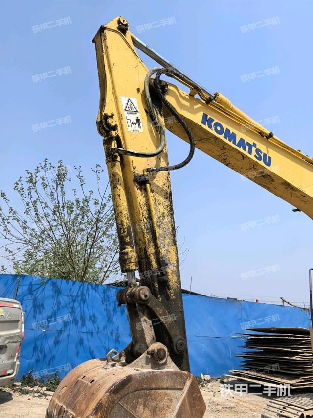 小臂整體左后（工作和回轉(zhuǎn)裝置）