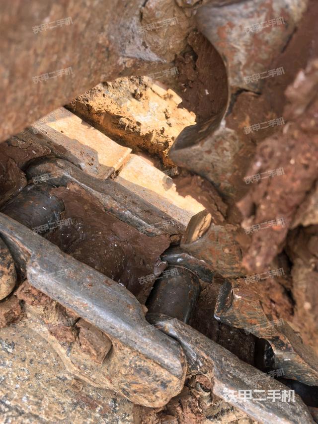 右導(dǎo)向輪（行走機(jī)構(gòu)）