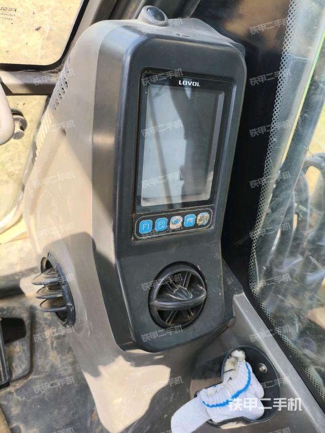 顯示屏?(駕駛室部分) 顯示屏?(駕駛室部分)