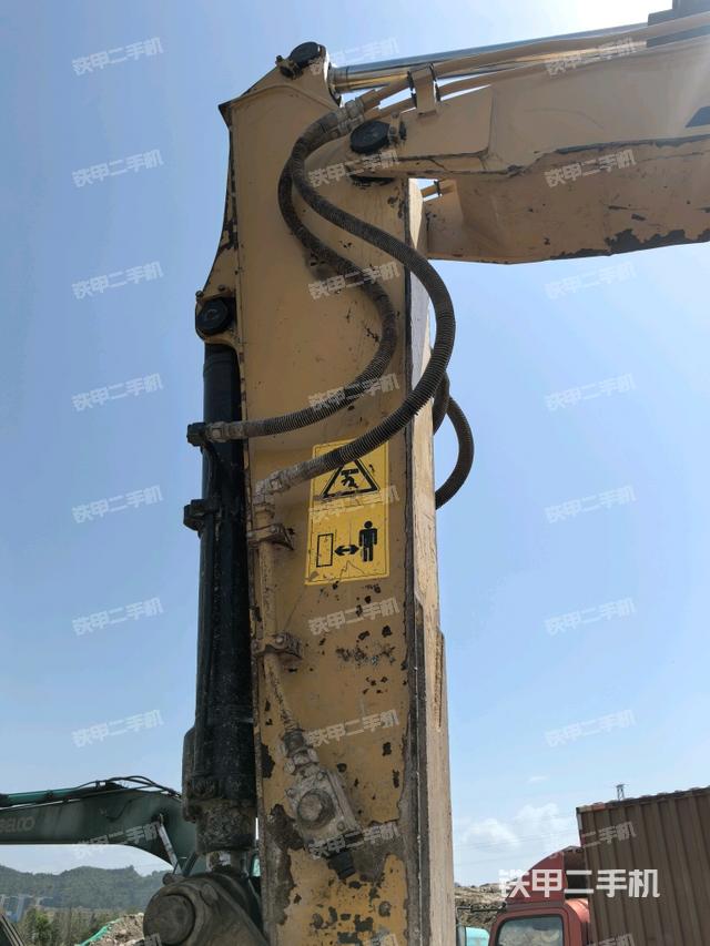 大臂根部?斜視（工作和回轉(zhuǎn)裝置）