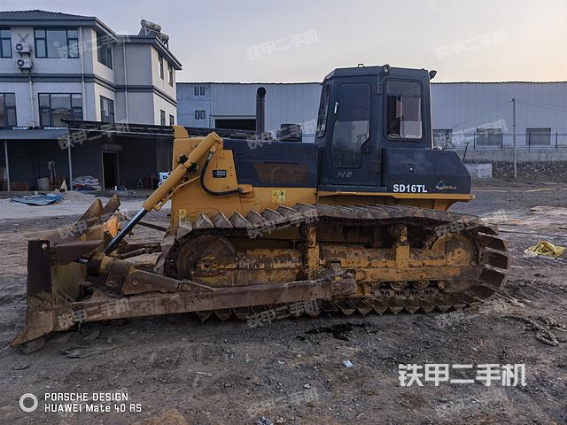 整機(jī)左側(cè)（設(shè)備外觀及核心部件）