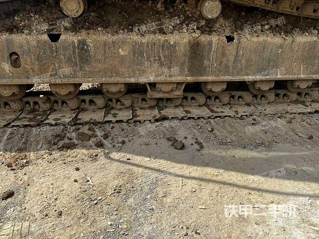 右側(cè)行走馬達(dá)蓋板（行走機(jī)構(gòu)）