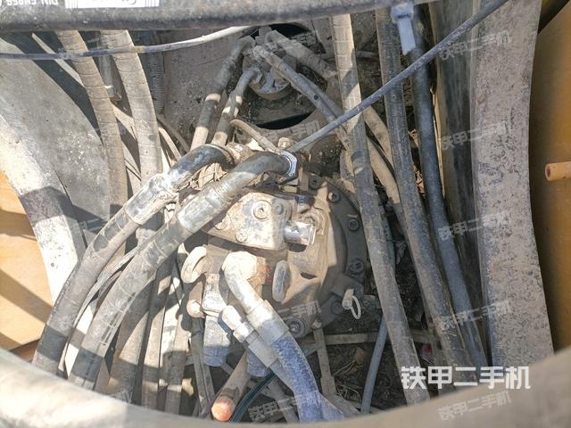 回轉(zhuǎn)馬達(dá)（上車部件）