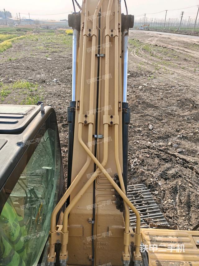 大臂背部俯視（工作和回轉裝置）