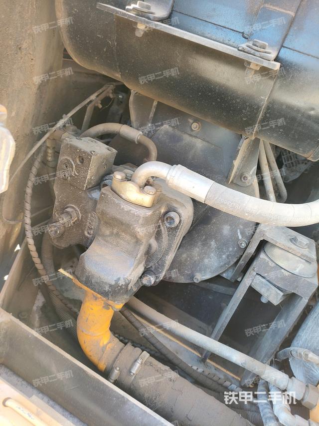 液壓泵室(大件艙室) 液壓泵室(大件艙室)