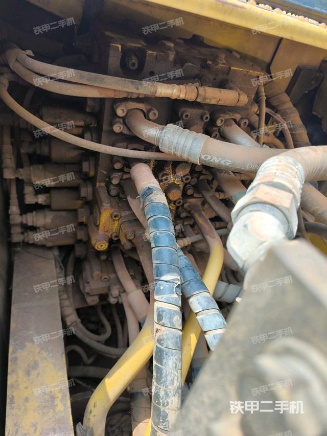 回轉(zhuǎn)馬達(dá)（上車(chē)部件）