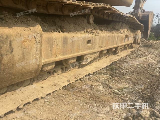 左側行走馬達蓋板（行走機構）