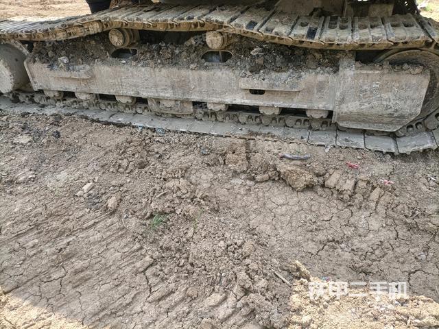 右側(cè)履帶整體（行走機(jī)構(gòu)）