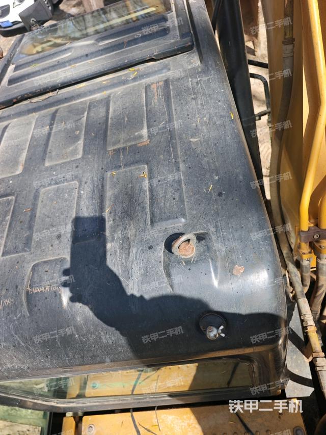 駕駛室頂部（整機(jī)外觀）