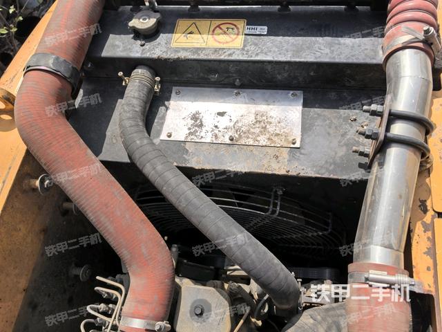 水箱+風(fēng)扇特寫(xiě)(上車部件) 水箱+風(fēng)扇特寫(xiě)(上車部件)