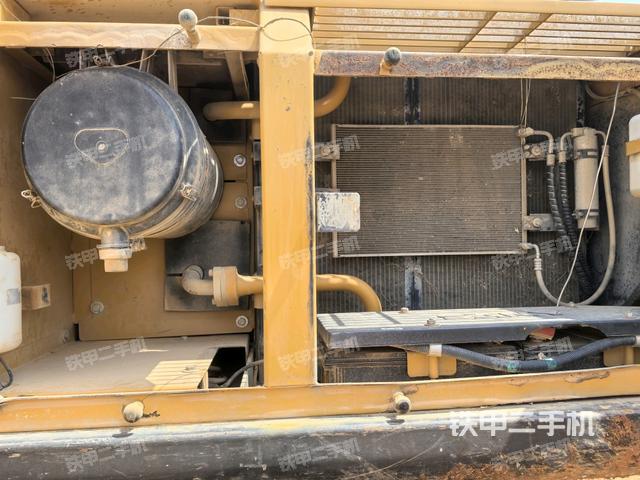 散熱器正面（大件艙室）