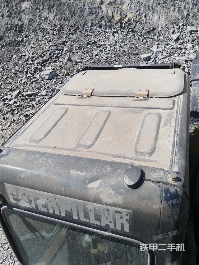 駕駛室頂部俯視（上車部件）