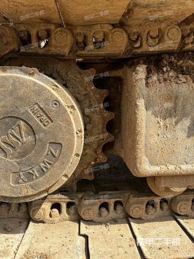 左側(cè)履帶整體?（行走機(jī)構(gòu)）