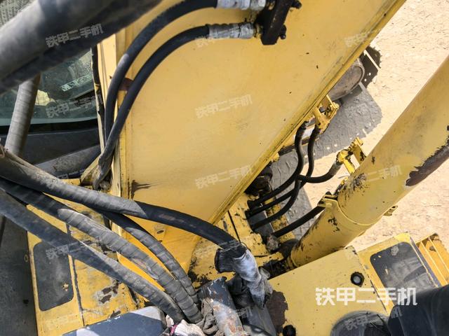 回轉(zhuǎn)馬達(dá)（上車部件）