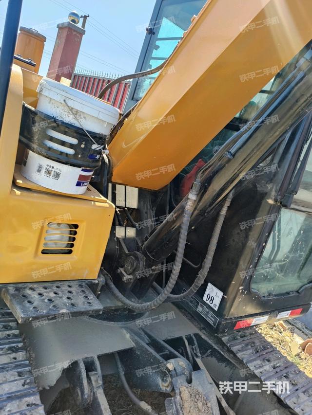 大臂根部?斜(工作和回轉(zhuǎn)裝置) 大臂根部?斜(工作和回轉(zhuǎn)裝置)