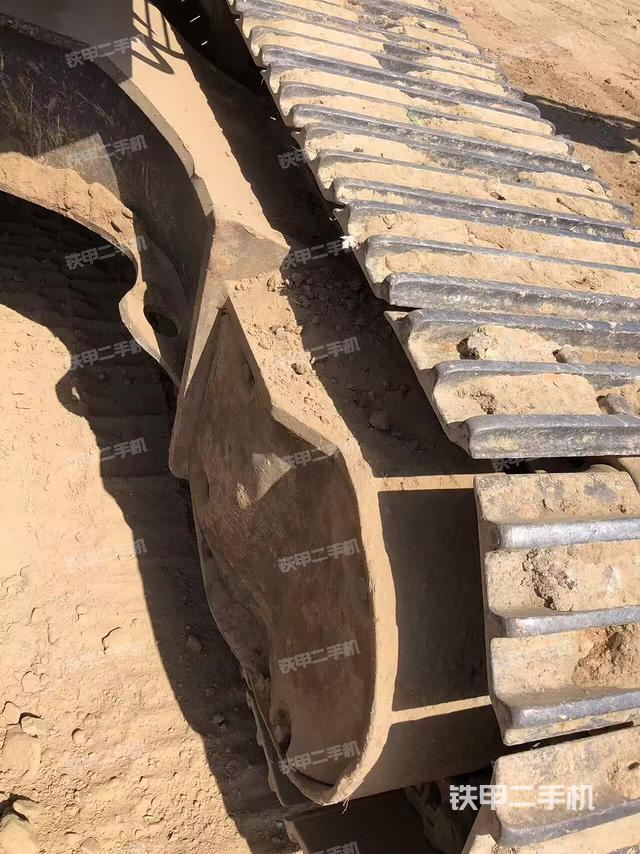 單側(cè)履帶整體（整機外觀）