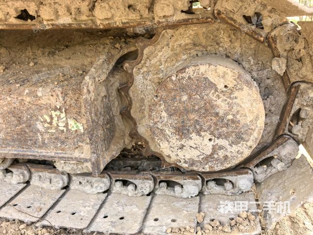 左側(cè)行走馬達(dá)蓋板（行走機(jī)構(gòu)）