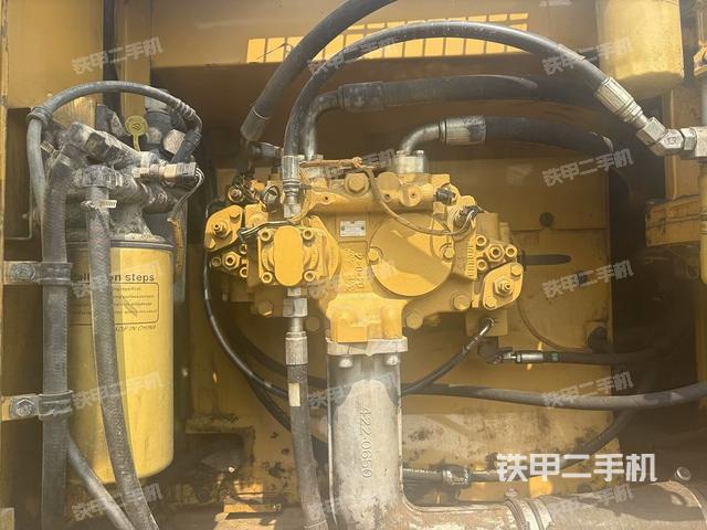 液壓泵室（大件艙室）