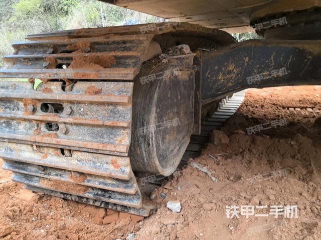 右側行走馬達蓋板（行走機構）