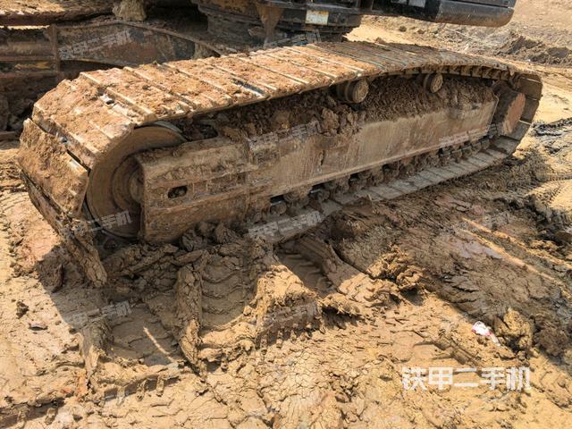 左導(dǎo)向輪（行走機(jī)構(gòu)）