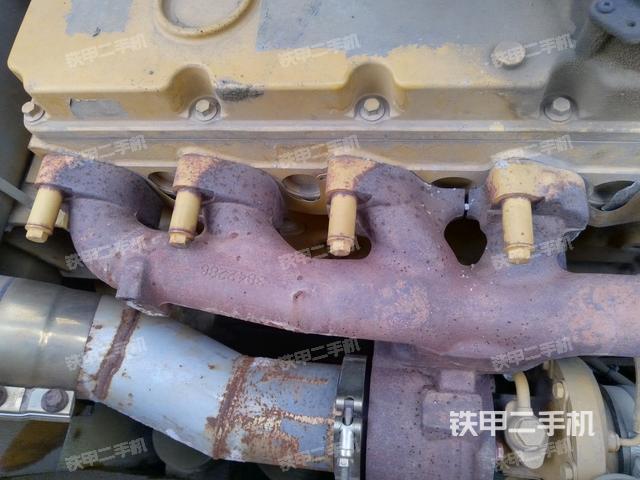 中央回轉(zhuǎn)接頭特寫（上車部件）