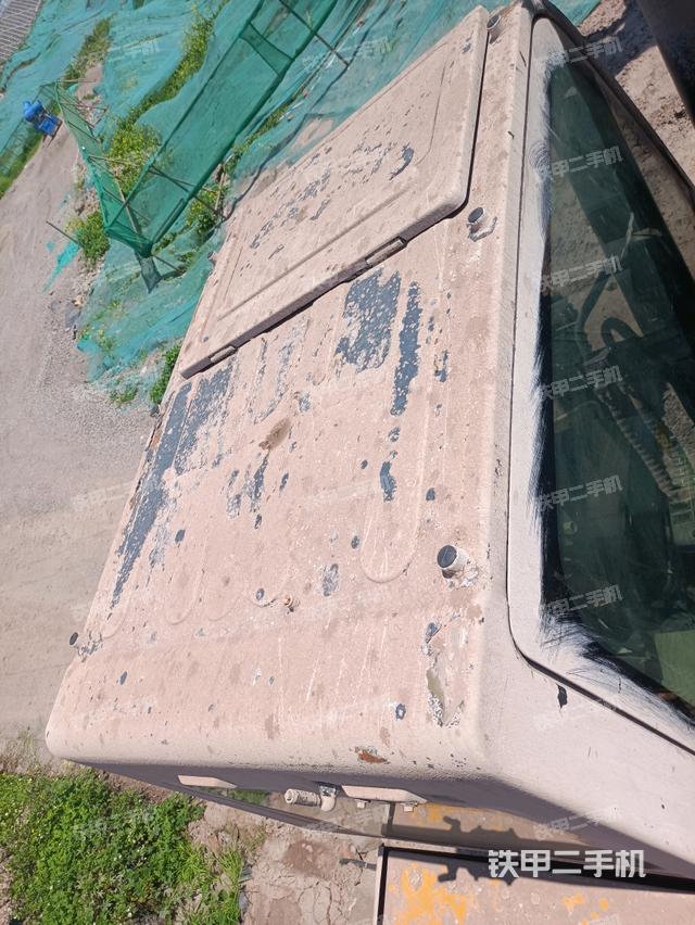 駕駛室頂部俯視(上車部件) 駕駛室頂部俯視(上車部件)