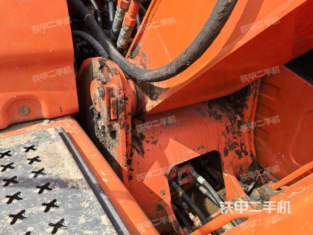 大臂根部?斜視（工作和回轉(zhuǎn)裝置）