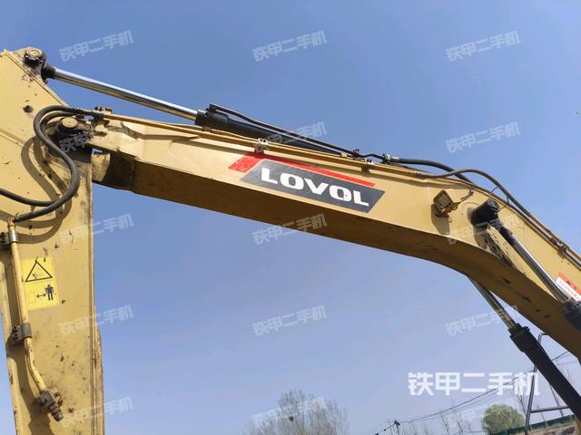 大臂整體?右側(工作和回轉裝置) 大臂整體?右側(工作和回轉裝置)