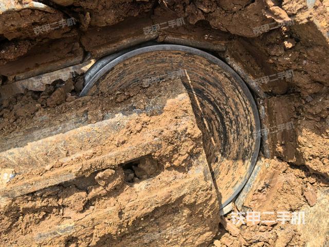 左驅(qū)動(dòng)輪（行走機(jī)構(gòu)）