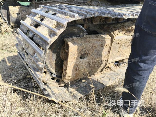 右側行走馬達蓋板(行走機構) 右側行走馬達蓋板(行走機構)